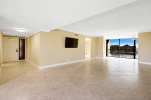 5344 Woodland Lakes Dr, Palm Beach Gardens, FL 33418, Sold 02/17/17