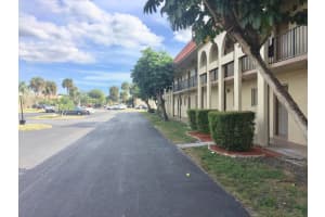6112 Forest Hill Blvd, West Palm Beach, FL 33415, Sold 02/08/17