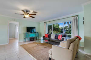 336 NW 11th Ave, Boca Raton, FL 33486, Sold 04/03/17