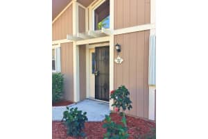 71 Maplecrest Cir, Jupiter, FL 33458, Sold 02/28/17