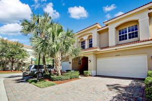 5020 Vine Cliff Way W, Palm Beach Gardens, FL 33418, Sold 08/31/17