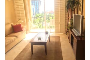 651 Okeechobee Blvd, West Palm Beach, FL 33401, Sold 09/25/17