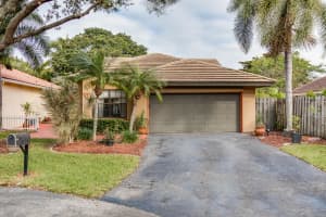 4175 NW 1st Ct, Delray Beach, FL 33445, Sold 08/14/17