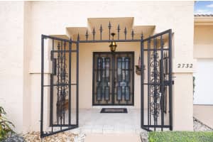 2732 SW 23rd Cranbrook Dr, Boynton Beach, FL 33436, Sold 03/31/17