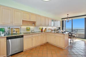 1400 S Ocean Blvd, Boca Raton, FL 33432, Sold 04/19/17