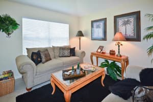 6840 Hendry Dr, Lake Worth, FL 33463, Sold 02/27/17