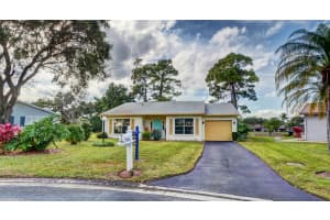 4723 Rainbow Dr, Greenacres, FL 33463, Sold 04/14/17