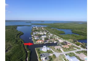 118 Queen Eugenia Ct, Fort Pierce, FL 34949, Sold 08/01/17