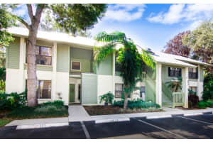 5240 SE Seascape Way, Stuart, FL 34997, Sold 04/27/17