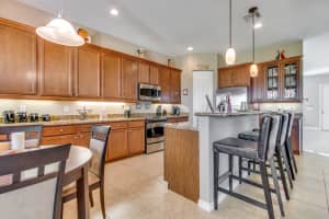 8453 Butler Greenwood Dr, Royal Palm Beach, FL 33411, Sold 03/16/17