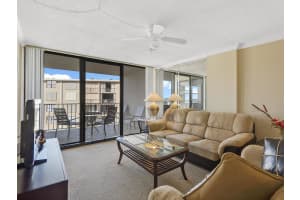 3545 S Ocean Blvd, South Palm Beach, FL 33480, Sold 04/24/17