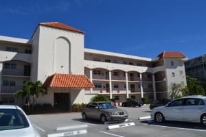 28 Yacht Club Dr, North Palm Beach, FL 33408, Sold 04/07/17