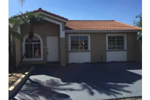 7696 NW 177th Terrace, Hialeah, FL 33015, Sold 03/03/17