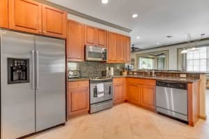 6380 Bella Cir, Boynton Beach, FL 33437, Sold 05/05/17