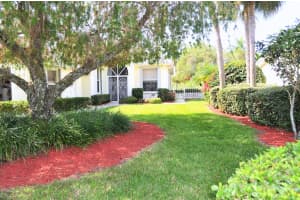7649 SE Bay Cedar Cir, Hobe Sound, FL 33455, Sold 03/17/17