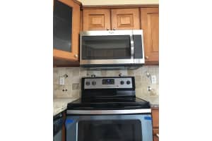 4105 Clearview Terrace, West Palm Beach, FL 33417, Sold 05/30/17