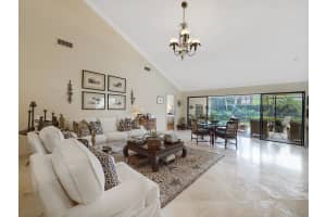 2840 Eagle Ln, West Palm Beach, FL 33409, Sold 04/28/17