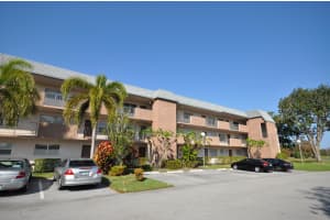 8105 NW 61st St APT A307, Tamarac, FL 33321, Sold 05/25/17