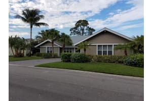10450 SE Jupiter Narrows Dr, Hobe Sound, FL 33455, Sold 07/13/17