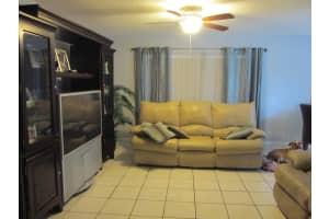 6501 Ramblewood Cir, Greenacres, FL 33467, Sold 05/26/17