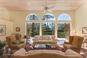 35 Country Rd, Boynton Beach, FL 33436, Sold 05/01/18