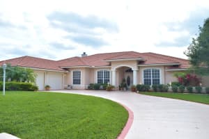 642 SE Norseman Dr, Port St. Lucie, FL 34984, Sold 05/09/17