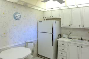 480 Executive Center Dr, West Palm Beach, FL 33401, Sold 03/06/17