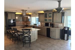 1131 Singer Dr, West Palm Beach, FL 33404, Sold 02/10/17