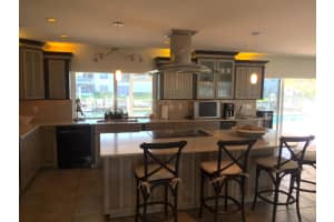 1131 Singer Dr, West Palm Beach, FL 33404, Sold 02/10/17