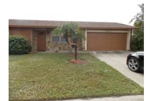 5249 Woodstone Cir S, Lake Worth, FL 33463, Sold 05/04/17