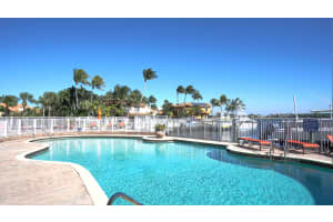 102 Harbors Way, Boynton Beach, FL 33435, Sold 03/31/17