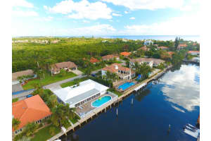 27 Harbour Dr N, Boynton Beach, FL 33435, Sold 04/21/17