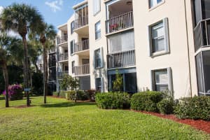 890 N Federal Hwy, Lantana, FL 33462, Sold 03/15/17