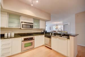 235 NE 1st St, Delray Beach, FL 33444, Sold 06/30/17