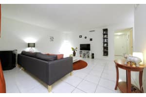 6900 SW 39th St #306j, Davie, FL 33314, Sold 04/25/17