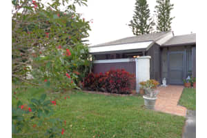 38 Seminole Ct E, Royal Palm Beach, FL 33411, Sold 04/07/17