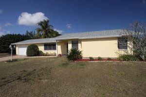 5301 SE Meadow Springs Blvd, Stuart, FL 34997, Sold 04/10/17