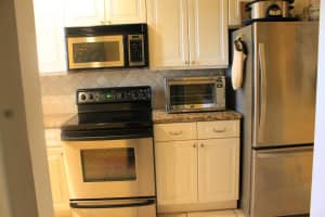 1785 N Andrews Square #109e, Fort Lauderdale, FL 33311, Sold 03/31/17