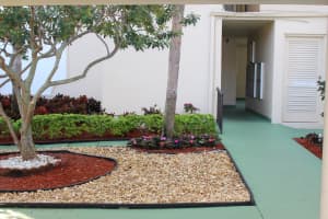 802 SE 7th St, Deerfield Beach, FL 33441, Sold 08/31/17