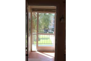 802 SE 7th St, Deerfield Beach, FL 33441, Sold 08/31/17