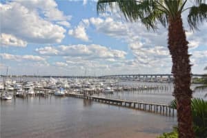 975 NW Flagler Ave, Stuart, FL 34994, Sold 04/03/17