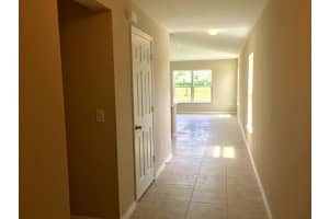 5475 NW Pine Trail Cir, Port St. Lucie, FL 34983, Sold 10/13/17