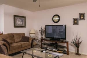 691 Centre Ct SW, Vero Beach, FL 32962, Sold 11/02/17