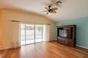 386 NE Vanda Terrado, Jensen Beach, FL 34957, Sold 05/04/17