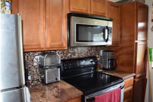 600 Nottingham Cir, Greenacres, FL 33463, Sold 03/15/17