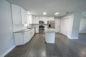 4268 Brandon Dr, Delray Beach, FL 33445, Sold 03/30/17