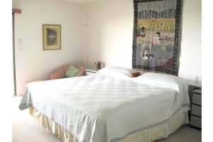 7360 S Oriole Blvd APT 804, Delray Beach, FL 33446, Sold 08/30/17