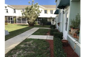 321 Waterside Dr, Hypoluxo, FL 33462, Sold 05/15/17