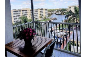 1 Harbourside Dr, Delray Beach, FL 33483, Sold 08/29/17