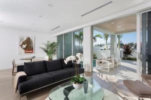 132 Mac Farlane Dr #4, Delray Beach, FL 33483, Sold 04/25/17